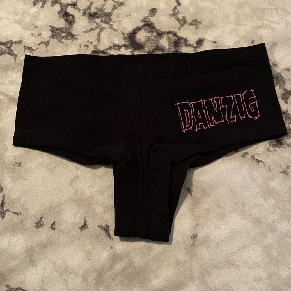 🖤 Official Evilive 2015 Danzig Skull Booty Shorts Panties Band Merch - Picture 2 of 5